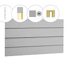 Zweeds rabat plankenset vuren bij voorwand D, t.b.v. enkele deur, 328,5 x 285 cm, lichtgrijs gespoten.