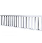 Hekwerk recht vuren type C, 278,5 x 73 cm, lichtgrijs gespoten.