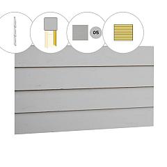 Zweeds rabat plankenset vuren bij wand D, 328,5 x 224 cm, lichtgrijs gespoten.