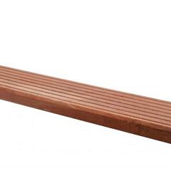 Hardhouten enkelzijdig geprofileerd dekdeel, 2,1 x 14,5 x 305 cm.