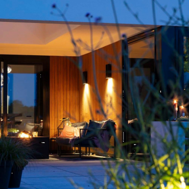 Evo Wall Mount | Dark | 100-230V