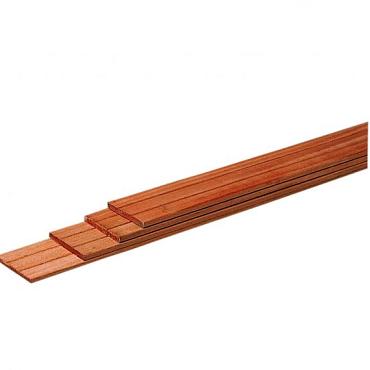Hardhouten geschaafde plank, met V-groeven, 1,5 x 14,5 x 245 cm.
