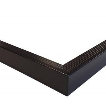 Aluminium daktrim buitenhoek, 4,5 x 4,5 x 40 cm, zwart RAL 9005.