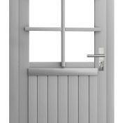 Vuren enkele 6-ruits deur inclusief kozijn, linksdraaiend, 90 x 201 cm, lichtgrijs gespoten.