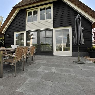 Blue Stone tegel antic finish 60x60x3 cm.