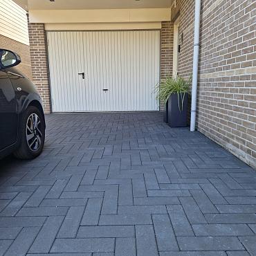 Patio longstone 7 cm black TOP