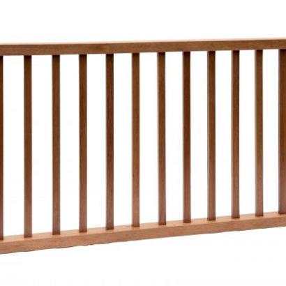 Hardhouten spijlenhek, 180 x 80 cm Frame 4,5 x 7 cm, spijlen 2 x 3 cm