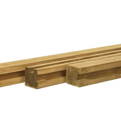 Grenen sleufpaal 8,8 x 8,8 x 270 cm, t.b.v. 28 mm profielplanken, hoekpaal, groen geïmpregneerd.