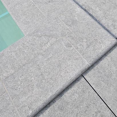 Blue Stone randtegel gevlamd & geborsteld type F recht