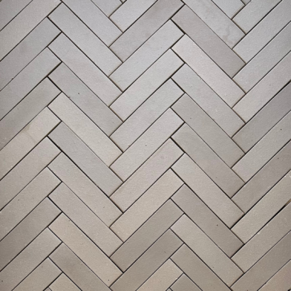 UWF 60 camila ongetrommeld