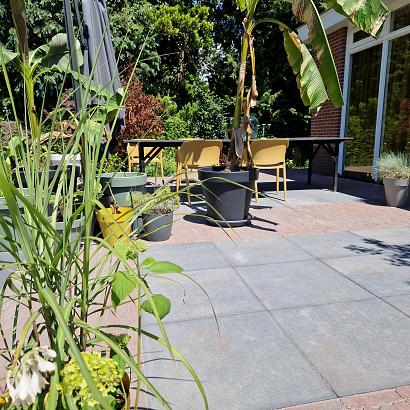 Design square 60x60x4 cm dark sepia