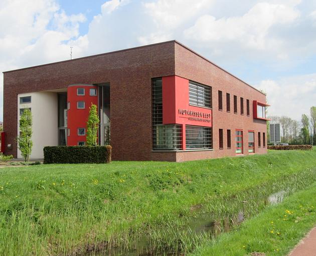 5c2ba64f4d51da1ee0d9bbf4ab47e78b