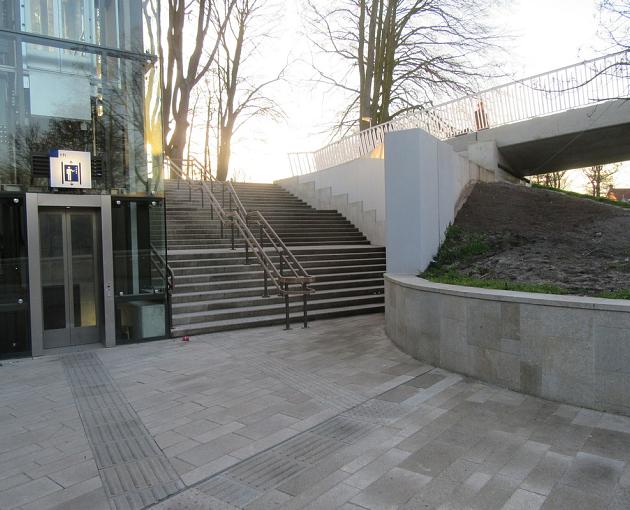 8093061d1a61042fe3201c60a8acf95d